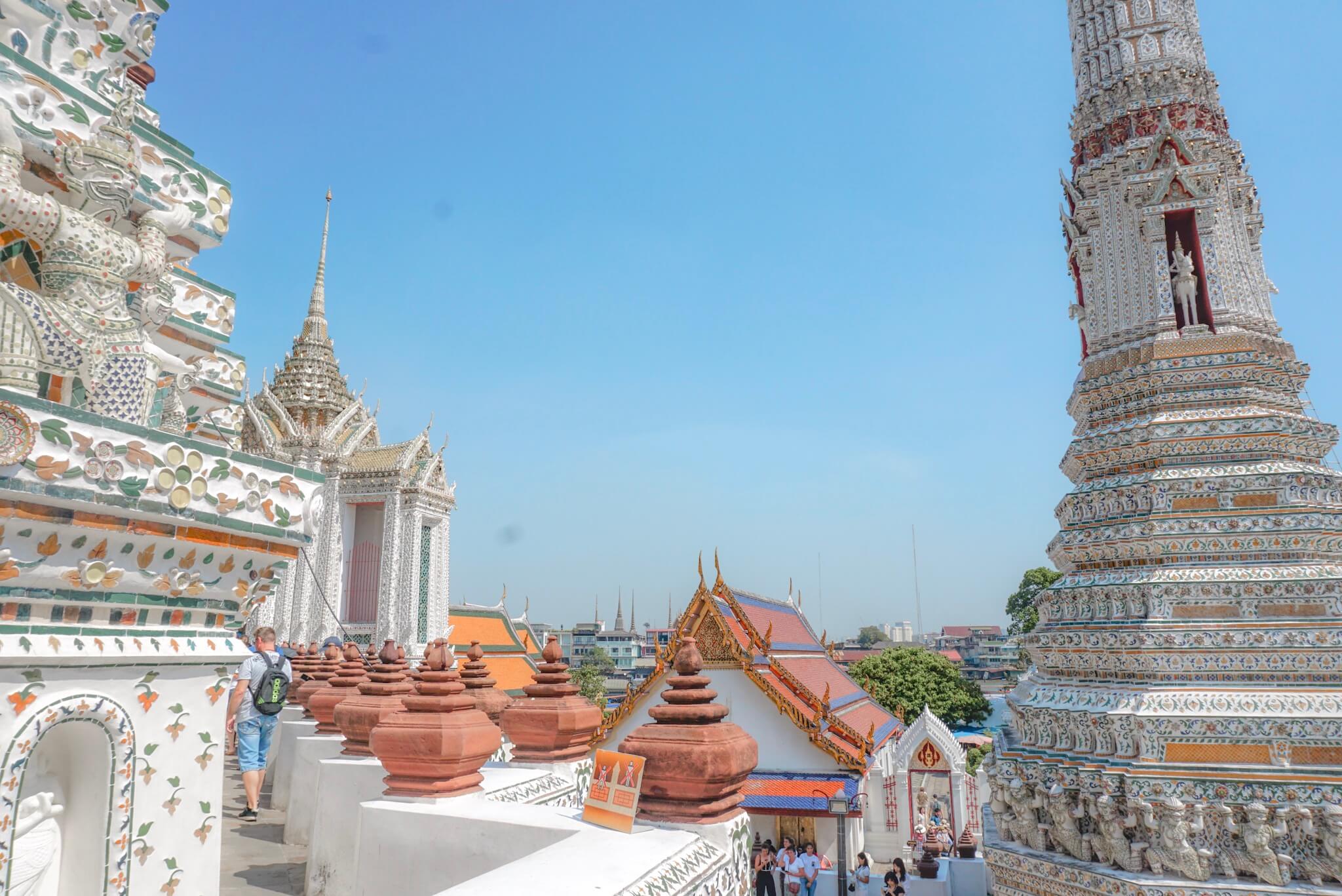 visiter temple wat arun bangkok thailande